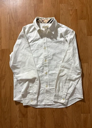 Chemise blanche Burberry, marque: Burberry, état: Neuf sans étiquette, taille: S, 24,00 €, 25,90 € Protection acheteurs incluse