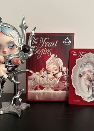 Skullpanda Pop Mart ( the silver fork), marke: POPMART, zustand: Neu, mit Etikett, größe: Frühchen, bis 44, 20,00 €, 21,70 € inklusive Vinted-Käuferschutz