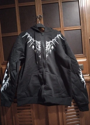 Tribal Fake necklace and skulls zip up hoodie | y2k gothic Punk style cybergoth, brand: y2k goth, condizioni: Nuovo senza cartellino, taglia: L, €24.00, €25.90 include la Protezione acquisti