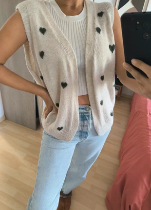 Veste sans manche crème à petits coeurs kaki, brand: Made In Italy, condizioni: Ottime, taglia: S / IT 40 / EU 36, €10.00, €11.20 include la Protezione acquisti Pro