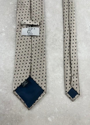 Noeud de Cravate Calvin Klein CK Vintage 100% Polyester Hand Made Gris Taupe à Motif, marque: Calvin Klein, état: Très bon état, 5,00 €, 5,95 € Protection acheteurs incluse