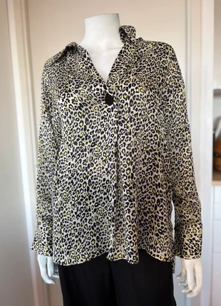 Blouse imprimé léopard Zara – Taille M – Blanc, noir & jaune, brand: Zara, condition: Very good, size: M / 38 / 10, €13.99, €15.39 includes Buyer Protection