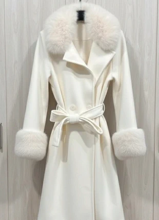 Manteau long chic neuf foururre aux manches et col tendance hiver viral tiktok, marque: Made In Italy, état: Neuf avec étiquette, taille: Taille unique, 50,00 €, 53,20 € Protection acheteurs incluse