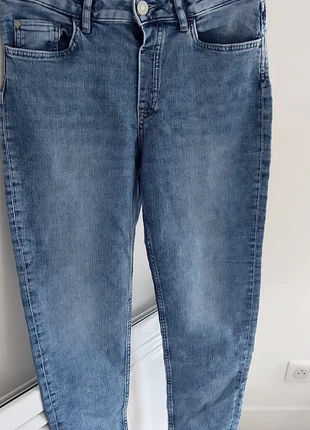 Jean Coupe Droite Ado T.13/14 Ans Bleu Clair, brand: H&M, condition: Very good, size: 13 years / 158 cm, €4.50, €5.43 includes Buyer Protection