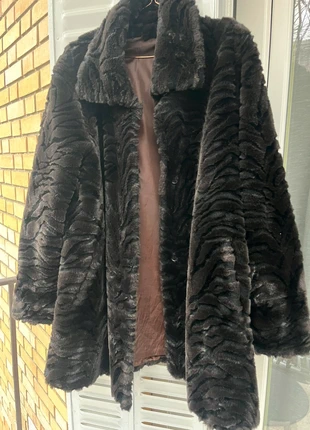 Manteau en fourrure, brand: Vintage Dressing, condition: New without tags, size: XL / 42 / 14, €40.00, €42.70 includes Buyer Protection