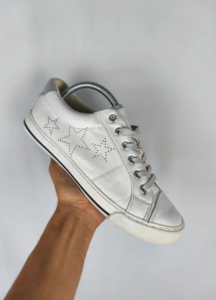 baskets basses Gemo blanc étoiles - Taille 39 / S070, marque: Gémo, état: Très bon état, taille: 39, 14,95 €, 16,40 € Protection acheteurs (Pro) incluse