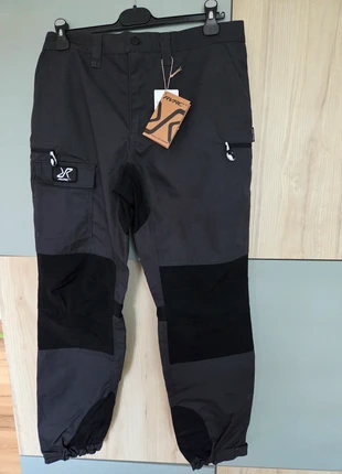 Mooie outdoor broek van RevolutionRace maat xxl, marca: RevolutionRace, estado: Novo com etiquetas, tamanho: XXL / 44 / 16, €45.00, €47.95 inclui Proteção do Comprador