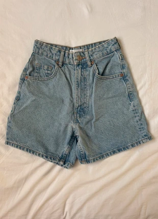 Short denim clair Zara, brand: Zara, condition: Very good, size: XXS / 32 / 4, €5.00, €5.95 includes Buyer Protection