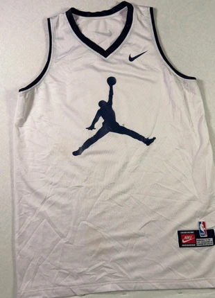 Nike White Authentic Basketball Jersey L, merk: Nike, staat: Goed, maat: L, € 7,20, € 8,26 inclusief Kopersbescherming Pro