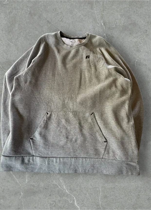 Sweat Crewneck Russel Athletic USA vintage gris taille XL oversize, brand: Russel Athletic, condition: Very good, size: XL, €26.00, €28.00 includes Buyer Protection Pro
