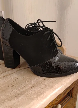 Zapato tacón tipo oxford, marque: Vintage, état: Neuf sans étiquette, taille: 37, 15,00 €, 16,45 € Protection acheteurs incluse