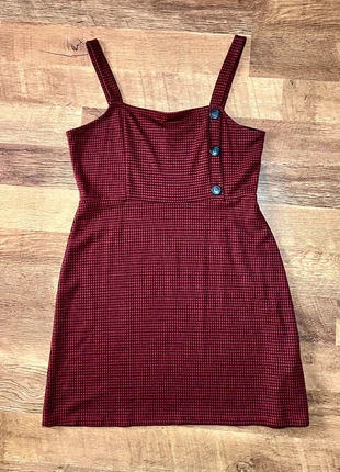 Robe automne hiver rouge bordeaux carreau noir, brand: Pull & Bear, condizioni: Ottime, taglia: XL / IT 46 / EU 42, €5.00, €5.95 include la Protezione acquisti