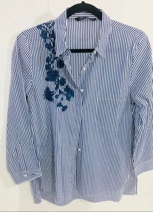 ZARA Striped Shirt – Blue & White with Floral Embroidery 3/4 Sleeves Size L (UK 12), brand: Zara, condizioni: Ottime, taglia: L / IT 44 / EU 40, €8.99, €10.14 include la Protezione acquisti
