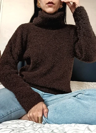 Fluffy big turtleneck sweater teddy / chocolate brown, merk: Boutique Italiana, staat: Nieuw met prijskaartje, maat: S / 36 / 8, € 25,00, € 26,95 inclusief Kopersbescherming