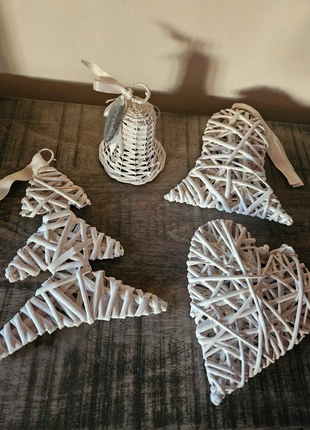 Set witte rotan kersthangers – hart, bel & boompjes, merk: Merry Christmas, staat: Goed, € 7,50, € 8,58 inclusief Kopersbescherming