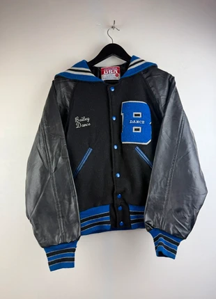 Veste varsity  rétro baseball vintage 90’s noir bleu S (VB31), marque: Varsity, état: Très bon état, taille: S, 23,00 €, 24,85 € Protection acheteurs (Pro) incluse