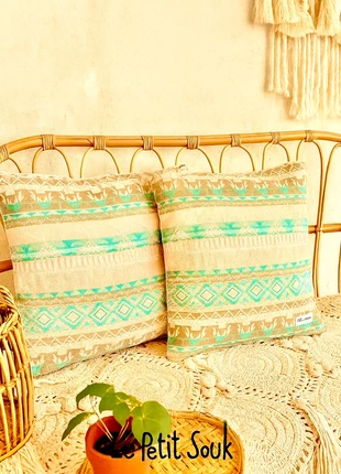 Lots De Deux Parure D’oreiller à imprimer Bohème Patchwork Coloré Maison Du Monde, marque: Maisons du Monde, état: Neuf sans étiquette, taille: 45 x 45 cm, 18,00 €, 19,60 € Protection acheteurs incluse