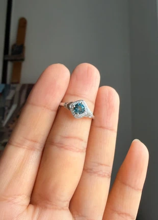 Blue Topaz Ring, état: Neuf sans étiquette, taille: Ajustable, 5,00 €, 5,95 € Protection acheteurs (Pro) incluse