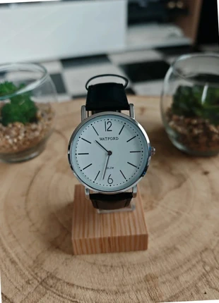 Montre Watford Slim cadran blanc Hommes, marque: Vintage Dressing, état: Très bon état, taille: 30–38 mm, 9,90 €, 11,10 € Protection acheteurs (Pro) incluse