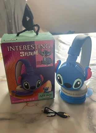 Stitch casque écouteurs neufs, merk: Stitch, staat: Nieuw met prijskaartje, € 19,99, € 21,69 inclusief Kopersbescherming