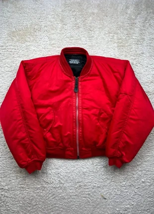 Jacket Bombers Schott rouge Vintage y2k 90's- Type MA-1 - L femme, marke: Schott, zustand: Sehr gut, größe: L, 134,90 €, 142,35 € inklusive Vinted-Käuferschutz