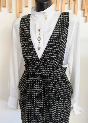 Robe tweed noir et blanc Zara taille M, marque: Zara, état: Très bon état, taille: M / 38 / 10, 14,99 €, 16,44 € Protection acheteurs (Pro) incluse