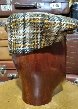 🇬🇧 Vintage French Checked Flat Cap – Brown & Green Tartan Wool Blend – Size 54 – Quilted Lining, marque: Vintage Dressing, état: Neuf avec étiquette, taille: 54, 16,00 €, 17,50 € Protection acheteurs (Pro) incluse