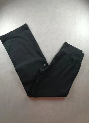 Legging Lululemon Modèle Groove 28", Noir, Taille 6, marca: Lululemon, estado: Muy bueno, tamaño: XS / 34 / 6, 24,90 €, 26,85 € Protección al comprador Pro incluida
