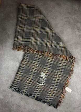 Châles Scarf Burberry Vintage Gris - Taille 184x80cm, brand: Burberry, condition: Very good, €30.00, €32.20 includes Buyer Protection Pro