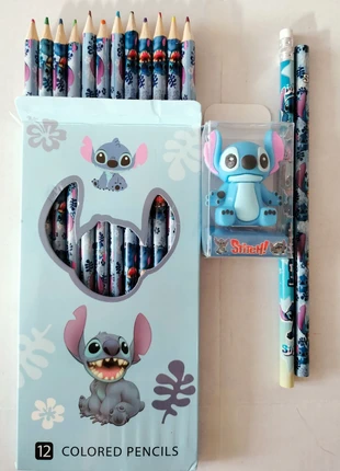 P'tit lot Stitch 4 articles - crayons de couleur, crayons à papier+ taille crayon Stitch, staat: Nieuw zonder prijskaartje, € 5,00, € 5,95 inclusief Kopersbescherming Pro