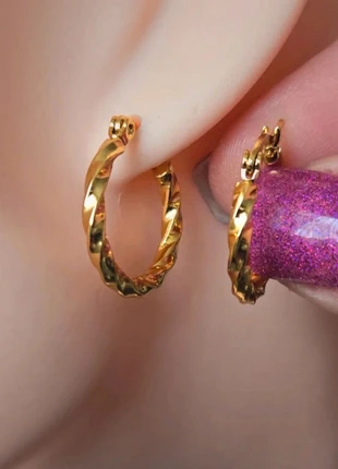 Gold Plated 18k & Hypoallergenic Titanium Stunning Hoop Earrings-2cm. New in Packaging, brand: Titanium, condition: Very good, £9.99, £11.19 includes Buyer Protection Pro