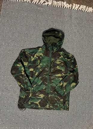 Gelert camo jacket, brand: Gelert, condition: Good, size: L, £5.00, £5.95 includes Buyer Protection