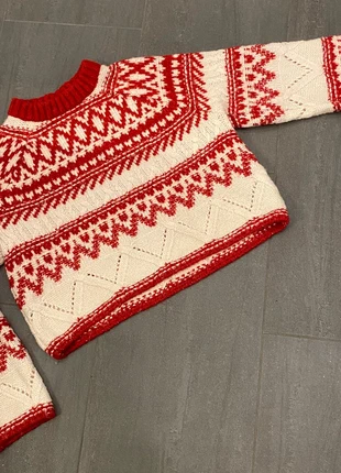 Mooie rood crème Noorse patroon Trui in maat S, merk: H&M, staat: Heel goed, maat: S / 36 / 8, € 5,00, € 5,95 inclusief Kopersbescherming