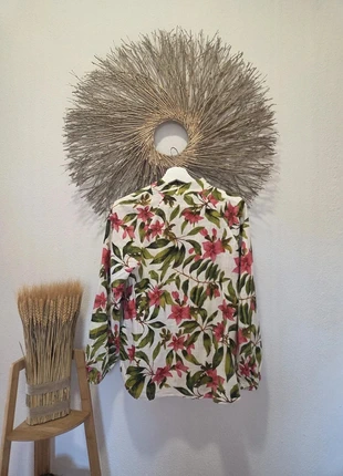 Camisa de flores, marca: Zara, estado: Nuevo sin etiquetas, tamaño: S / 36 / 8, 15,50 €, 16,28 € Protección al comprador incluida