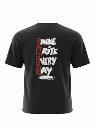 T-shirt oversize SWED, brand: Fait Main, condizioni: Nuovo senza cartellino, taglia: S, €20.00, €21.70 include la Protezione acquisti