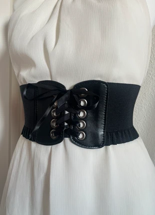 Black Cute Lace Up Elastic Corset Belt With Ruffle Trim, état: Très bon état, taille: 65 cm, 19,00 €, 20,65 € Protection acheteurs incluse