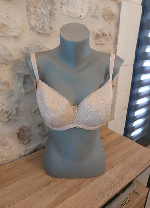 Soutien gorge gorteks 95E, marque: Gorteks, état: Neuf avec étiquette, taille: 95E, 12,00 €, 13,30 € Protection acheteurs incluse