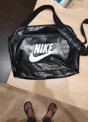 Sac nike, marque: Nike, état: Très bon état, 10,00 €, 11,20 € Protection acheteurs incluse
