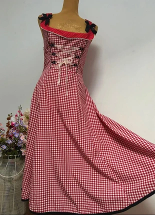 Robe dirndl rouge et noire à carreaux et laçage style pin up Melega, marque: melega, état: Bon état, taille: L / 40 / 12, 10,00 €, 11,20 € Protection acheteurs (Pro) incluse