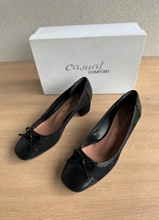 Escarpins noirs Casual Comfort Made in Italy taille 38 – Neufs en boîte d’origine, merk: Casual Comfort, staat: Nieuw zonder prijskaartje, maat: 38, € 14,00, € 15,40 inclusief Kopersbescherming