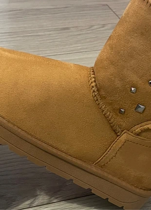 Bottines blackfield style UGG neuves 38, marke: Blackfield, zustand: Neu, mit Etikett, größe: 38, 30,00 €, 32,20 € inklusive Vinted-Käuferschutz