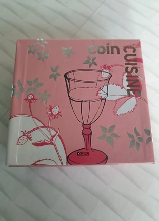 Livre "Coin cuisine", staat: Nieuw zonder prijskaartje, € 12,00, € 13,30 inclusief Kopersbescherming