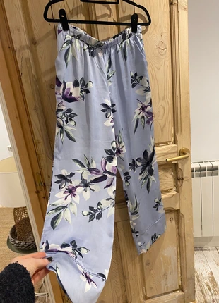 Light Lilac Floral Pyjama Bottoms - Size EU38-40, marque: Love to Lounge, état: Neuf sans étiquette, taille: M / 38 / 10, 4,00 €, 4,90 € Protection acheteurs incluse