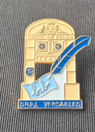 Pin's Police, marque: Rare, état: Très bon état, 4,00 €, 4,90 € Protection acheteurs incluse