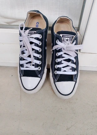 Converse All star, femme, noir, trés bon état, taille 37, marke: Converse, zustand: Sehr gut, größe: 37, 25,22 €, 27,18 € inklusive Vinted-Käuferschutz