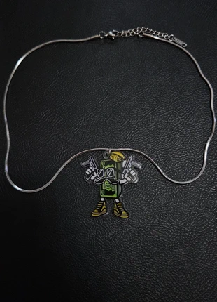 Collier chrome, merk: CHROME, staat: Nieuw zonder prijskaartje, € 8,00, € 9,10 inclusief Kopersbescherming