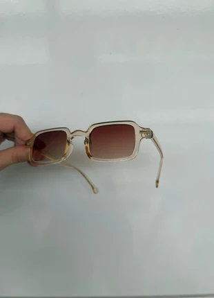 💛🟤Quadrato frame champagne brown vibes 90s trendy y2k unisex vintage sunglasses 🟤, marque: Vintage Dressing, état: Très bon état, 13,99 €, 15,39 € Protection acheteurs incluse