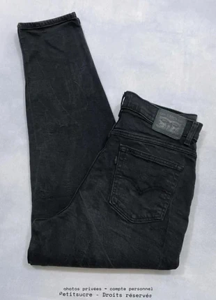 Jean Levi’s récent Mom Jean coupe Mom Noir Loose - Taille L w30 /437R, marca: Levi's, estado: Bueno, tamaño: L / 40 / 12, 24,90 €, 26,85 € Protección al comprador Pro incluida