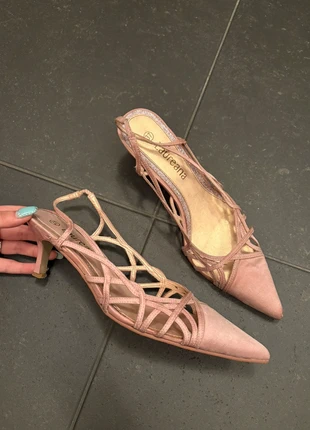 Kitten heels, merk: COQUETTE, staat: Heel goed, maat: 37, € 10,00, € 11,20 inclusief Kopersbescherming