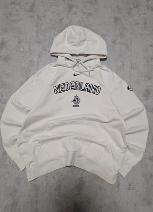 Nike White Vintage Sweatshirt Featuring Nederland Embroidery And KNVB Crest Size L Rare, marque: Nike, état: Très bon état, taille: L, 24,90 €, 26,85 € Protection acheteurs incluse